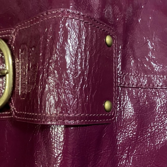 Coach Patent Leather Wristlet Wallet Plum - Picture 7 of 9